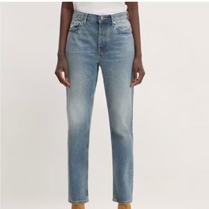 Everlane 90s cheeky jeans